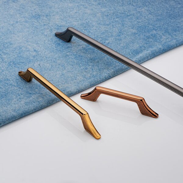 Single Piece Cabinet Handle LS-035