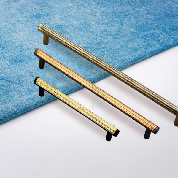 Two Piece Cabinet Handle LS-1082