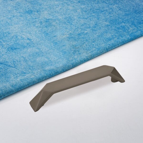 Single Piece Cabinet Handle LS-302